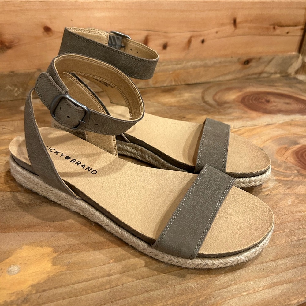 Lucky Brand. Size 7. Never worn